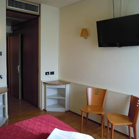 Hostel Xibana *